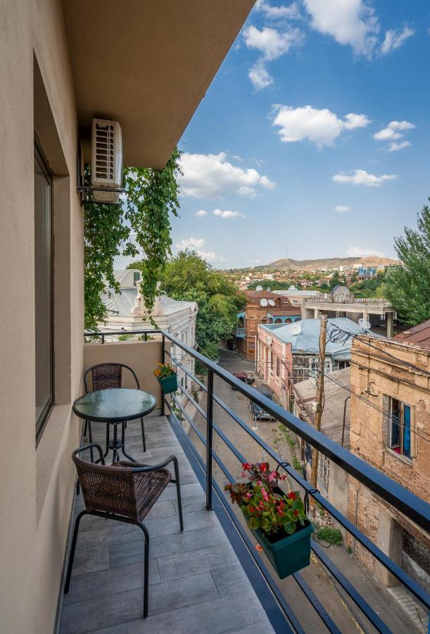 Constant Tbilisi Hotell Exteriör bild